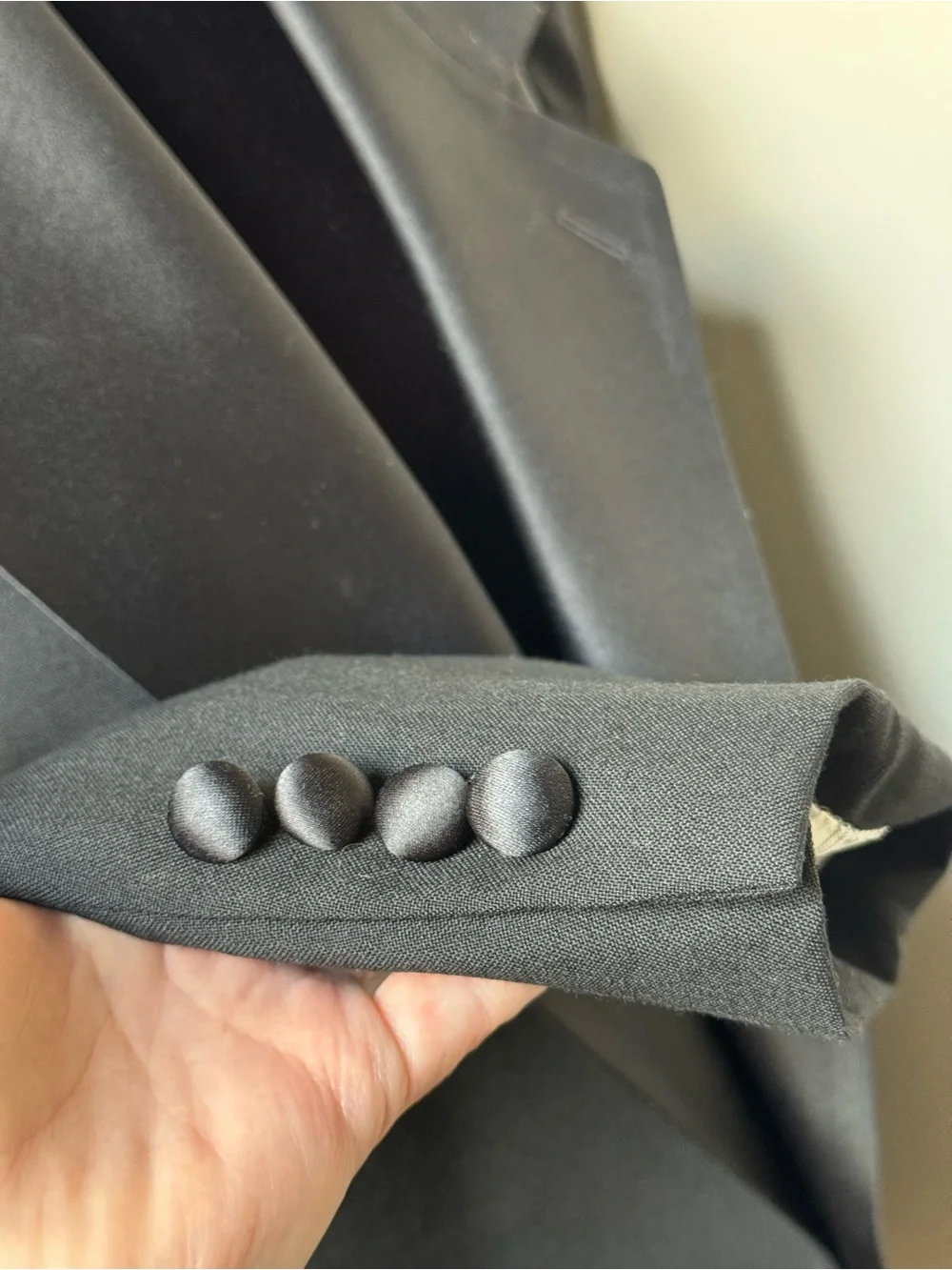 Oscar de la Renta Vintage Men’s Black Tuxedo Jacket 38S Satin Peak Lapel